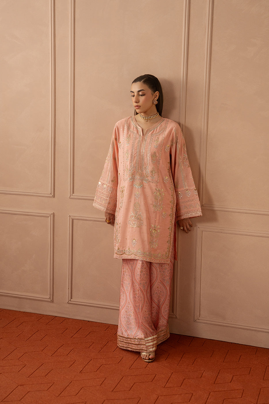 2 PIECE EMBROIDERED ZARI JACQUARD SUIT (LUXURY PRET)