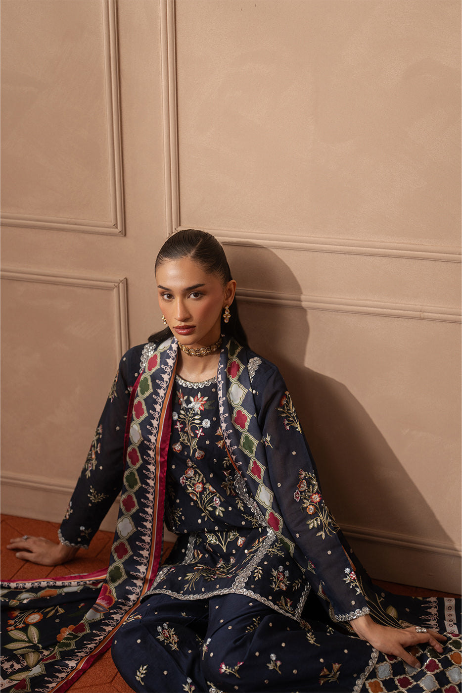 3 PIECE EMBROIDERED PAPER COTTON SUIT (LUXURY PRET)
