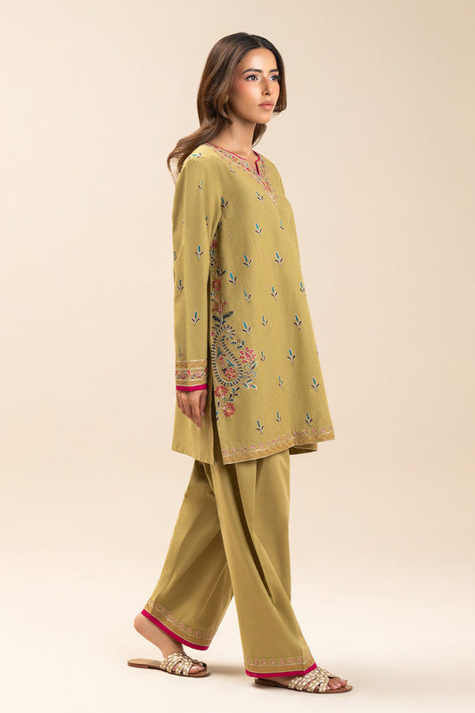 2 PIECE EMBROIDERED SLUB SUIT (PRET)