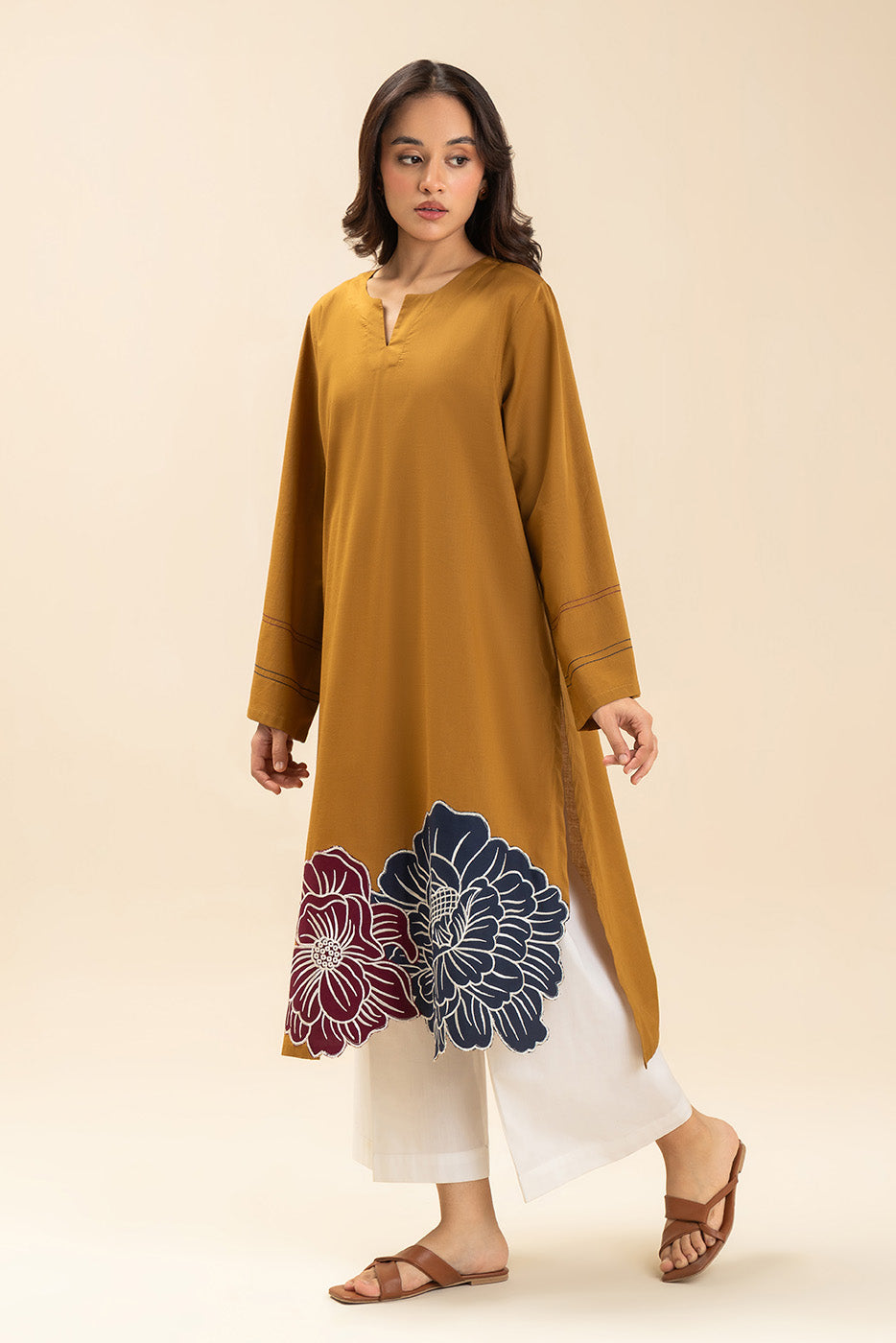 EMBROIDERED LAWN SHIRT (PRET)