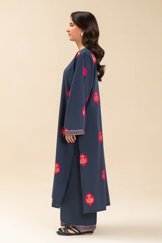 2 PIECE EMBROIDERED LUREX JACQUARD SUIT (PRET)