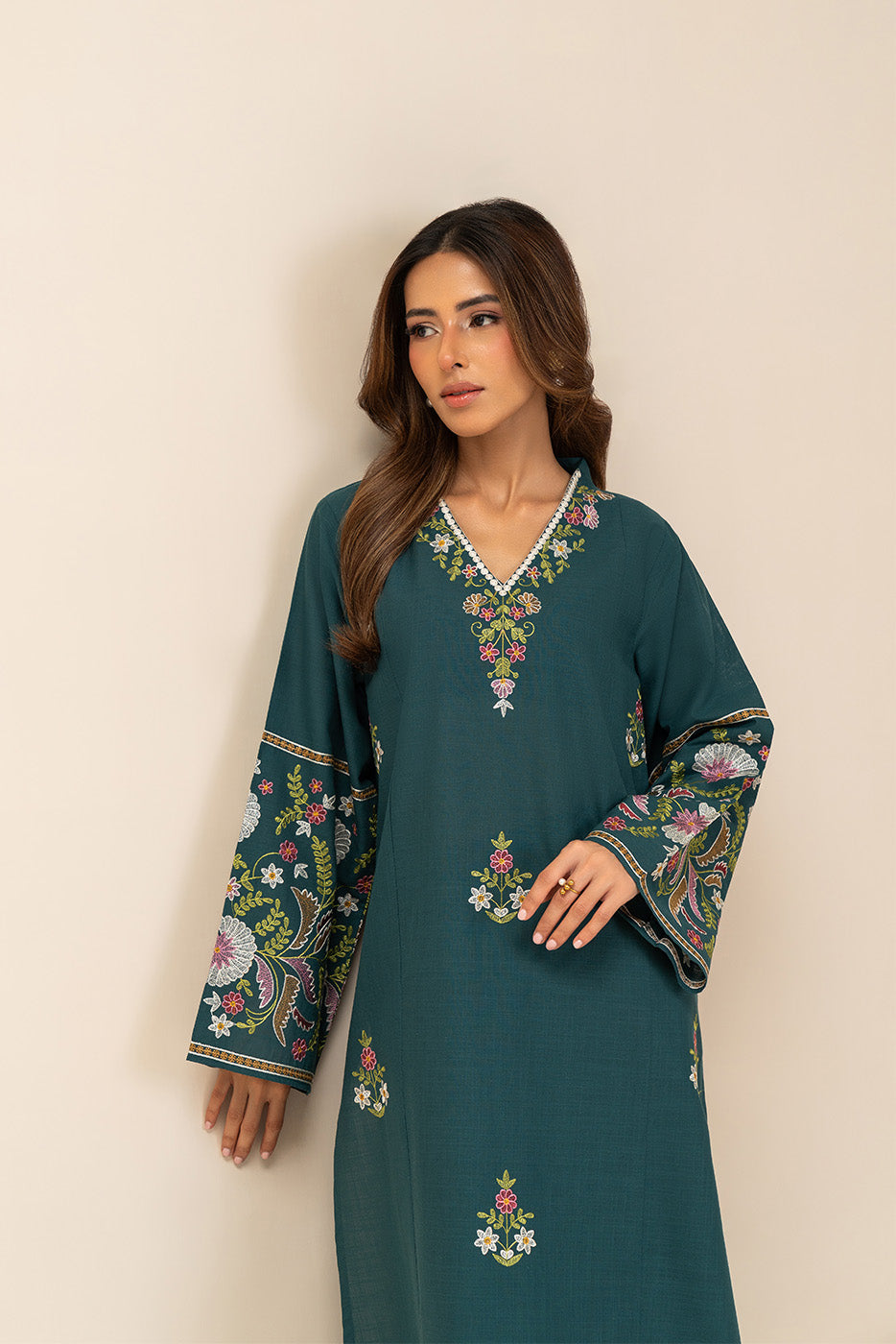 2 PIECE EMBROIDERED TWO WAY SLUB SUIT (PRET)