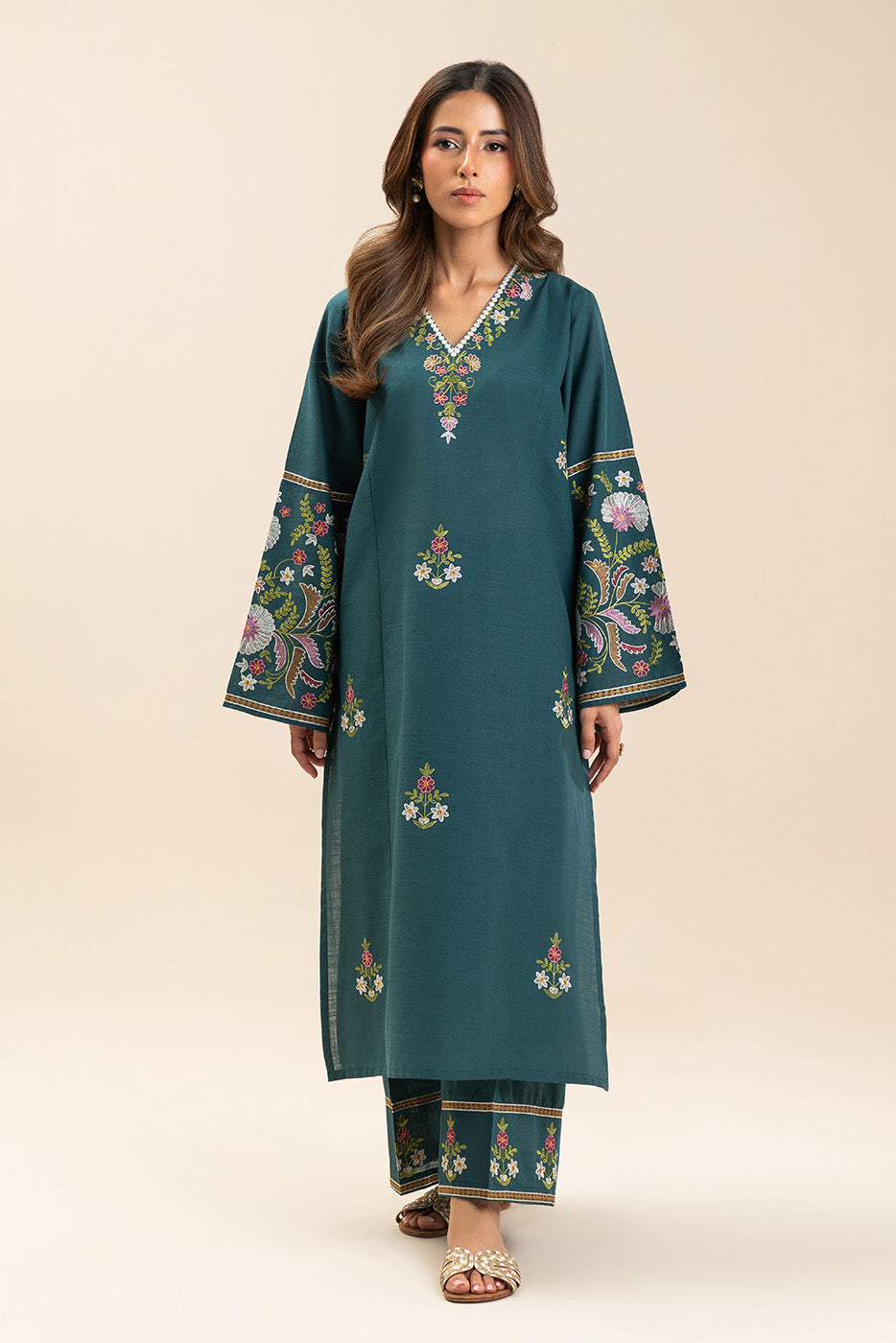 2 PIECE EMBROIDERED TWO WAY SLUB SUIT (PRET)