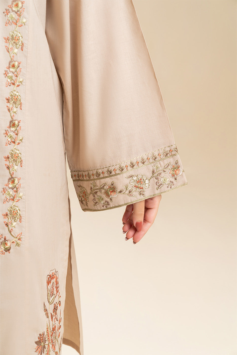2 PIECE EMBROIDERED LAWN SUIT (PRET)