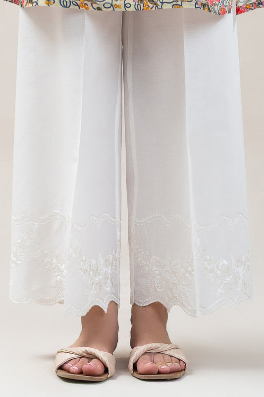EMBROIDERED SCALOPPED PANTS