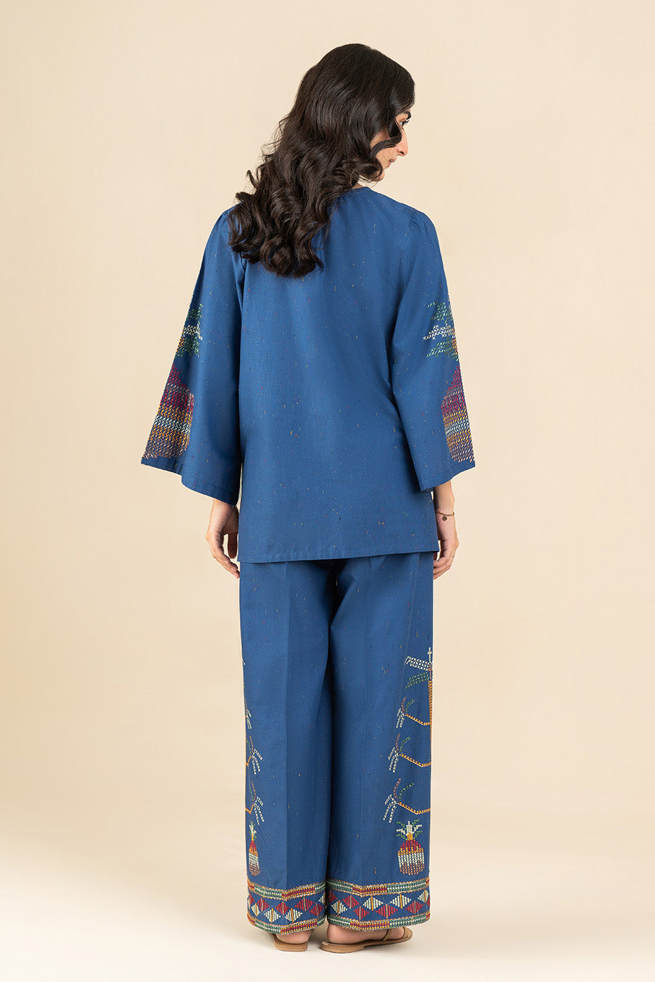 2 PIECE EMBROIDERED MULTI NEPS SUIT (FLOW)
