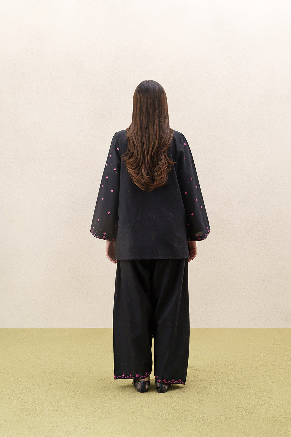 2 PIECE EMBROIDERED MULTI NEPS SUIT (FLOW)