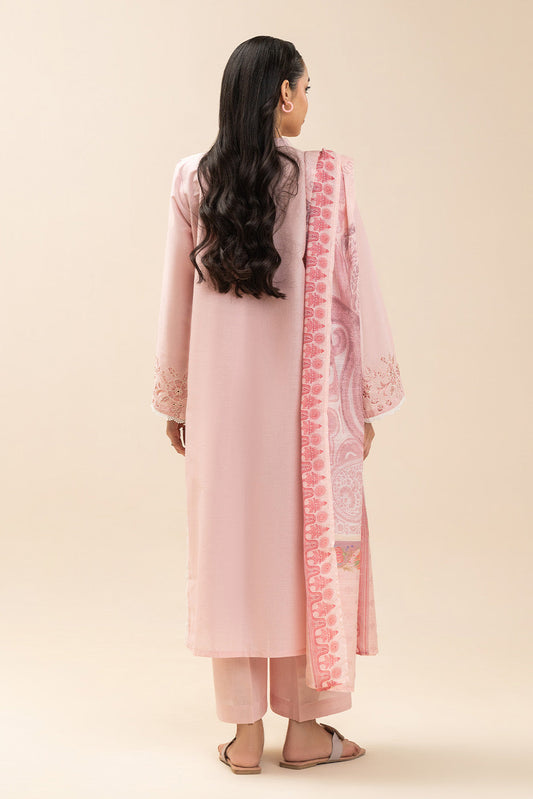 3 PIECE EMBROIDERED LAWN SUIT (HIGH CASUAL)