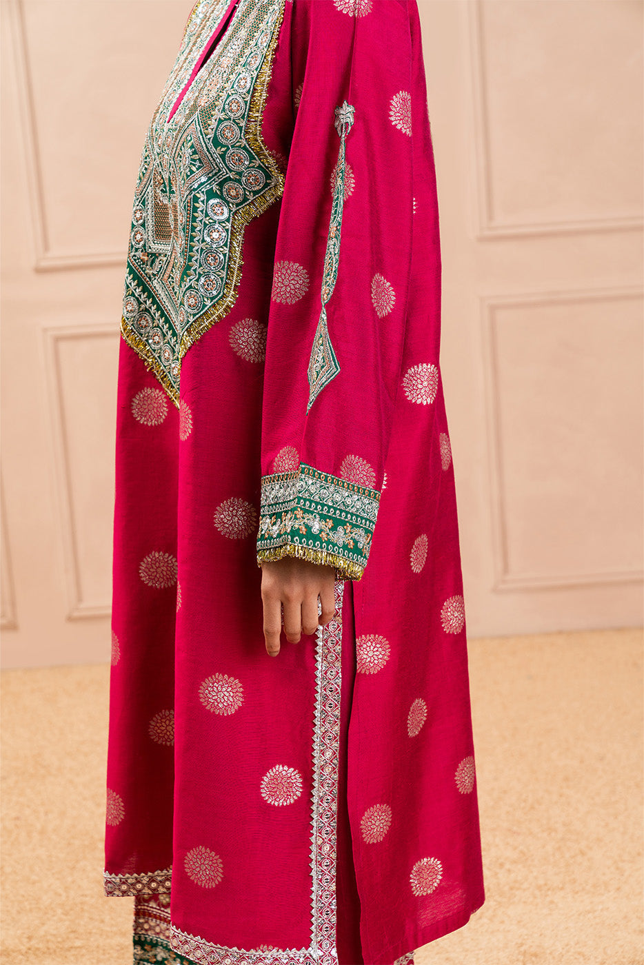 2 PIECE EMBROIDERED RAWSILK SUIT (LUZURY PRET)