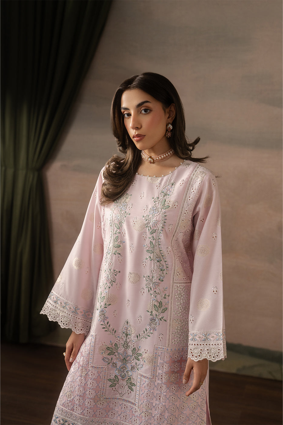 2 PIECE EMBROIDERED ZARI JACQUARD SUIT (LUXURY PRET)