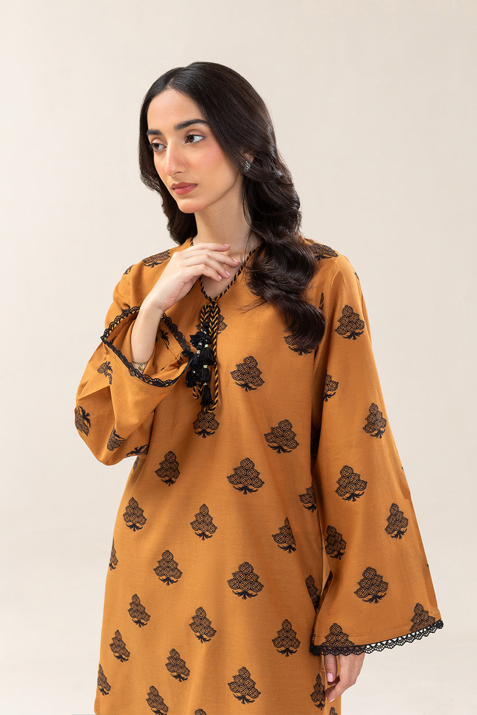 SOLID JACQUARD SHIRT (PRET)