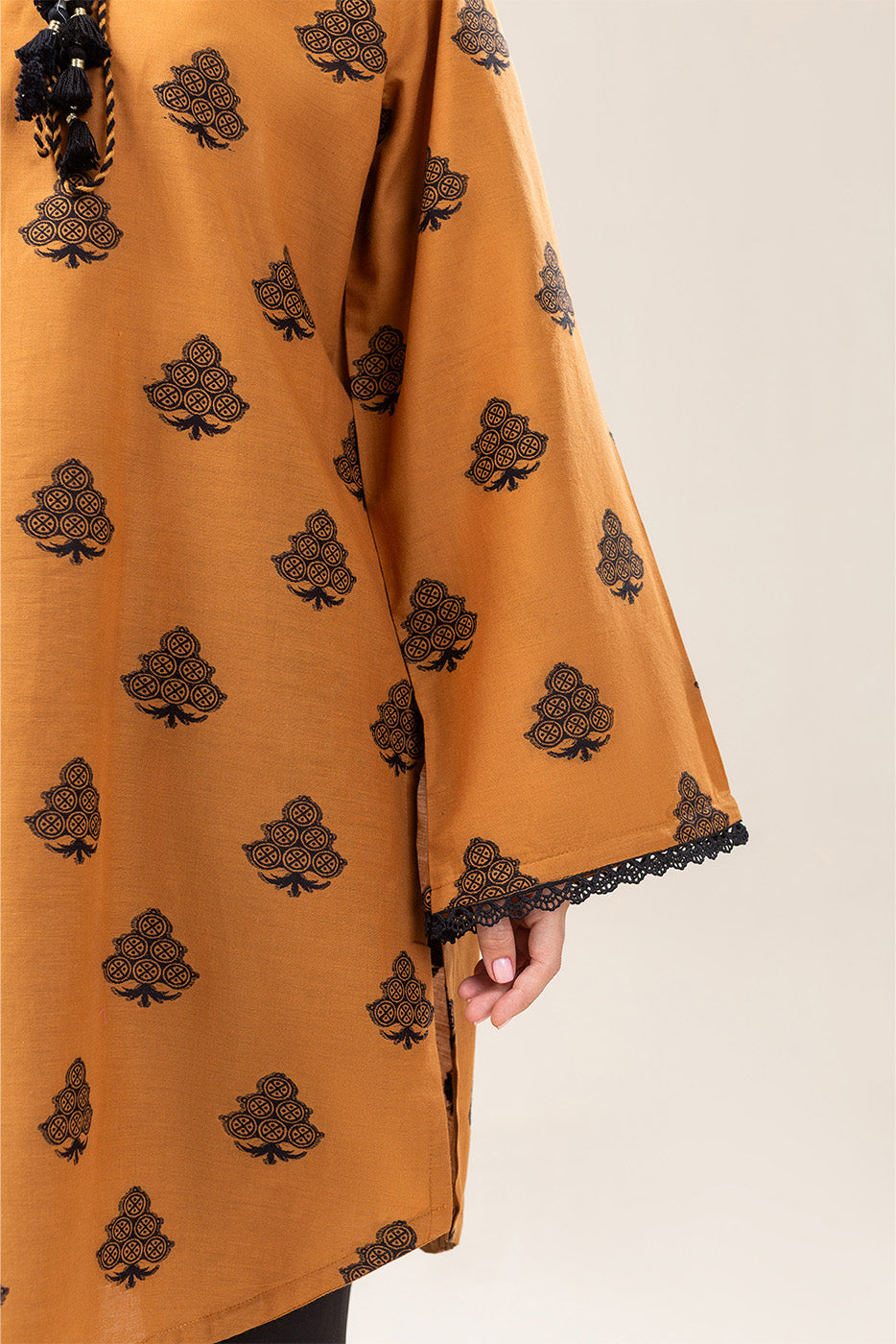 SOLID JACQUARD SHIRT (PRET)