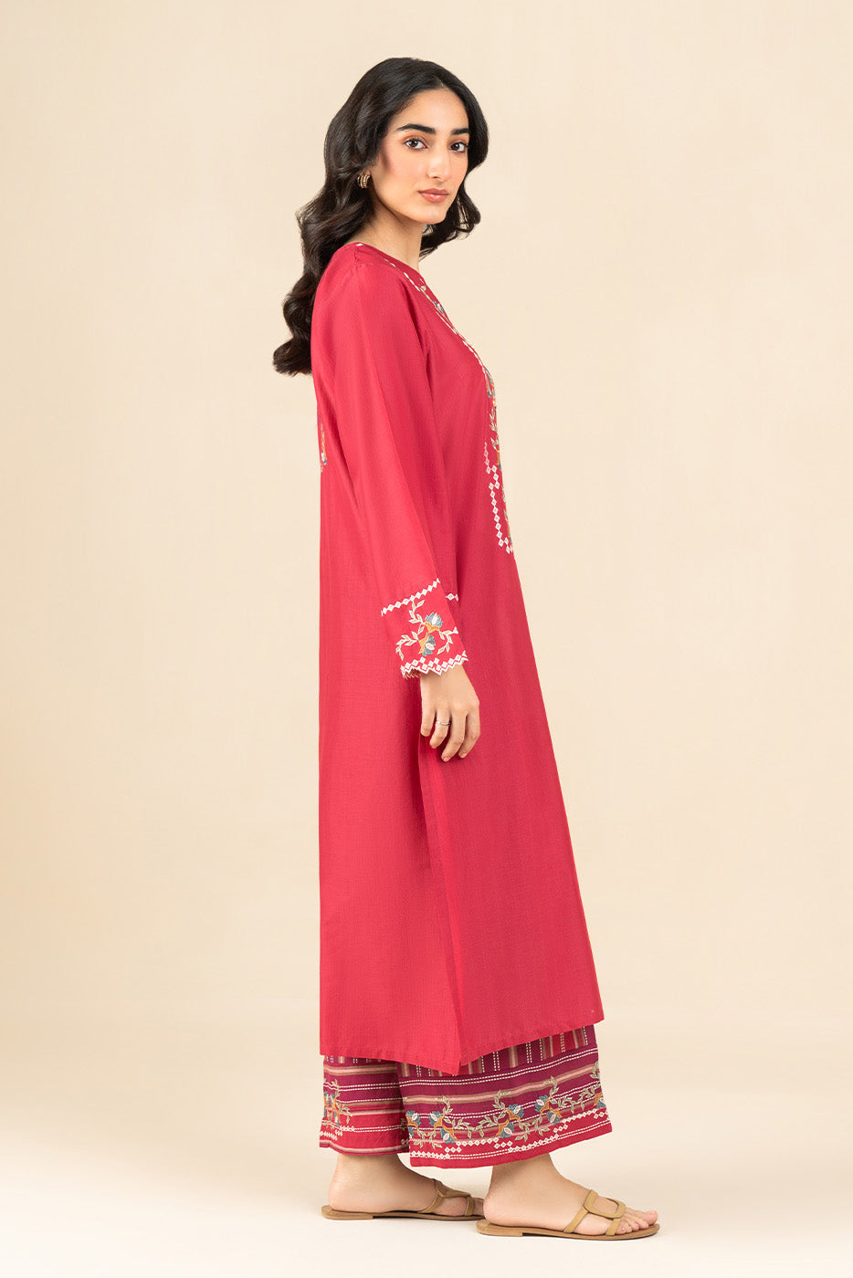 2 PIECE EMBROIDERED DORIA SUIT (PRET)