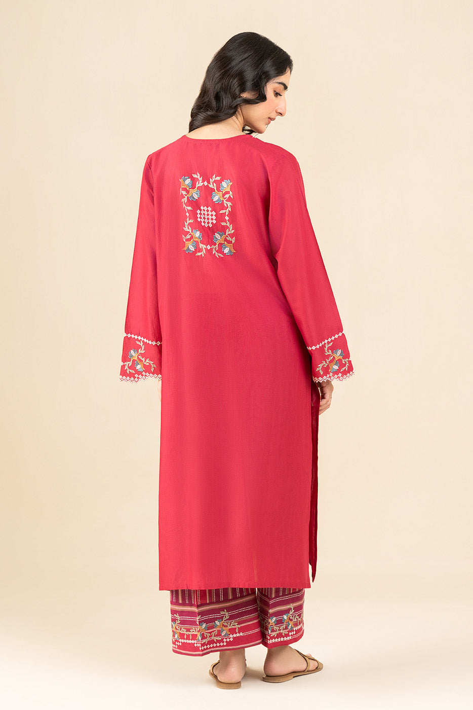 2 PIECE EMBROIDERED DORIA SUIT (PRET)