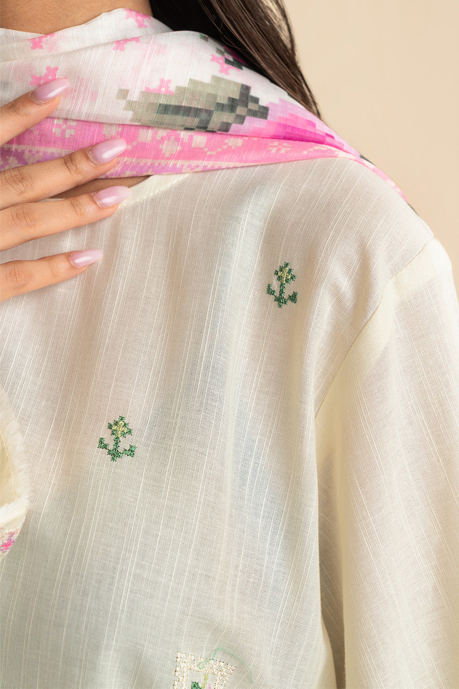 2 PIECE EMBROIDERED SLUB SUIT (PRET)