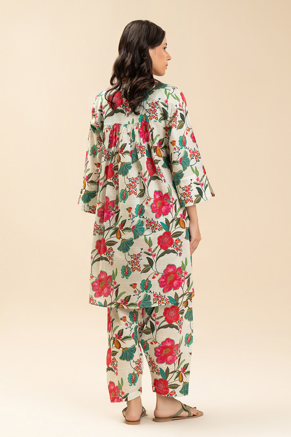 2 PIECE PRINTED DORIA LAWN SUIT (PRET)