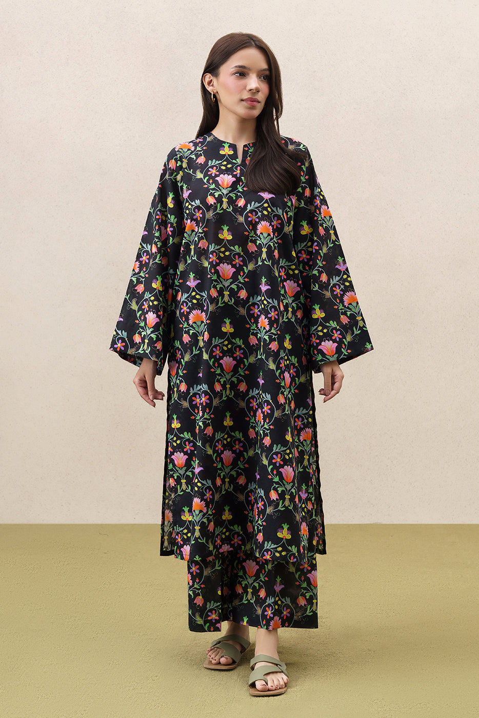 2 PIECE PRINTED DORIA LAWN SUIT (PRET)