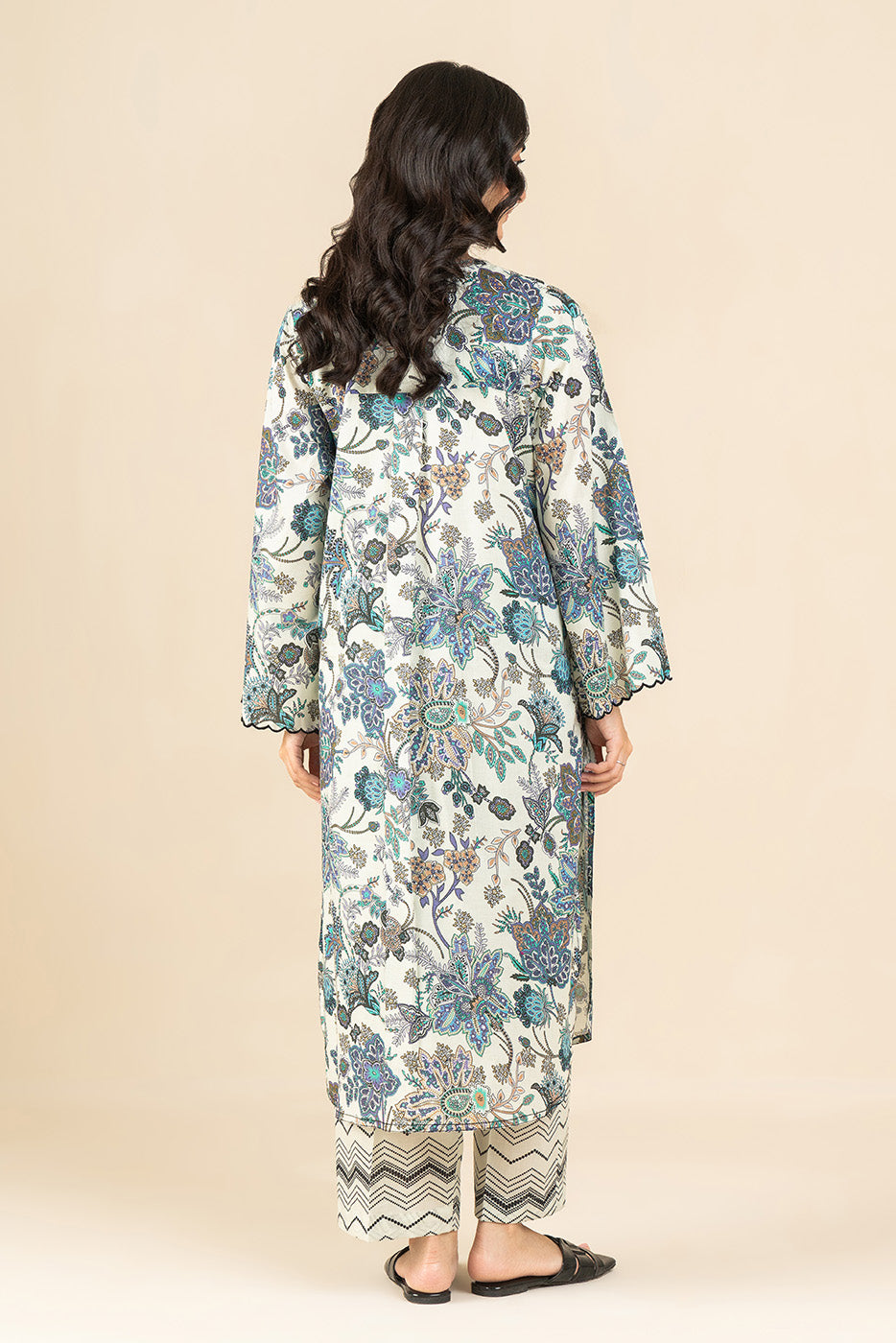2 PIECE PRINTED LAWN SUIT (PRET)