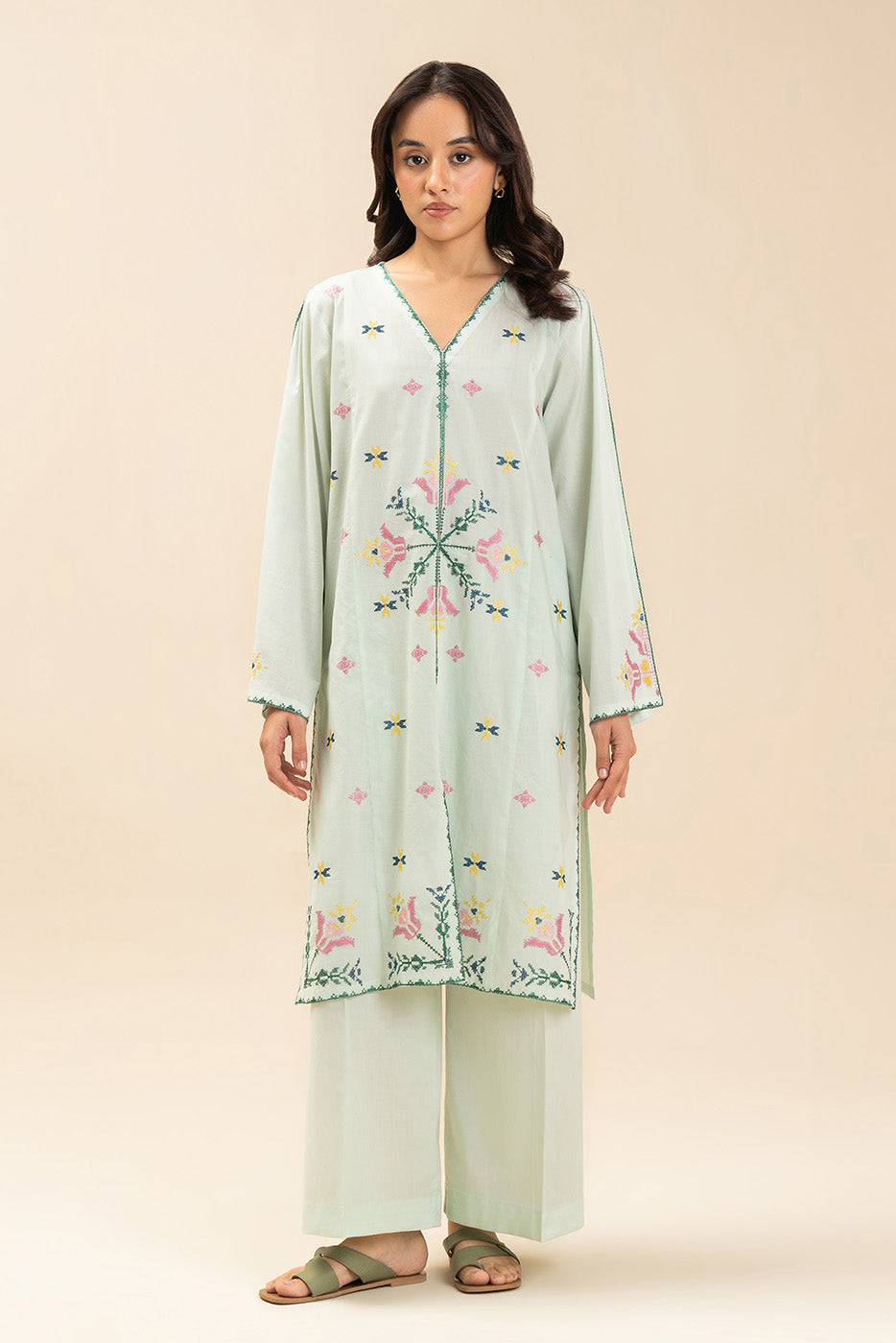2 PIECE EMBROIDERED LAWN SUIT (PRET)