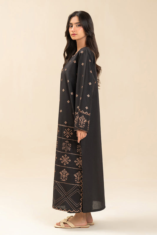 2 PIECE EMBROIDERED LAWN SUIT (PRET)