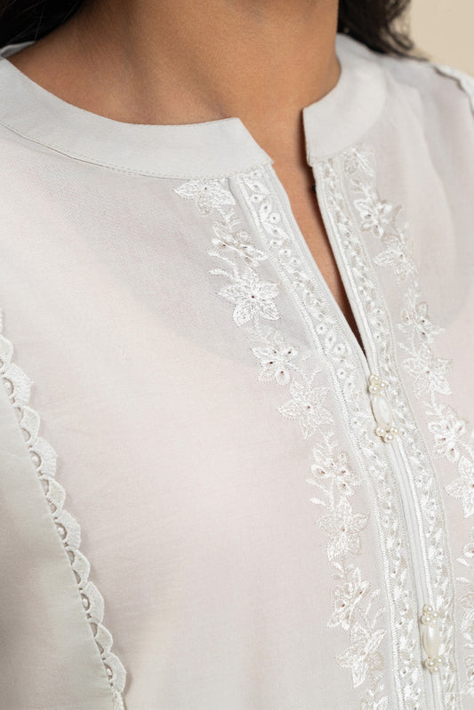 3 PIECE EMBROIDERED LAWN SUIT-INFERNO BRILLIANCE (UNSTITCHED)