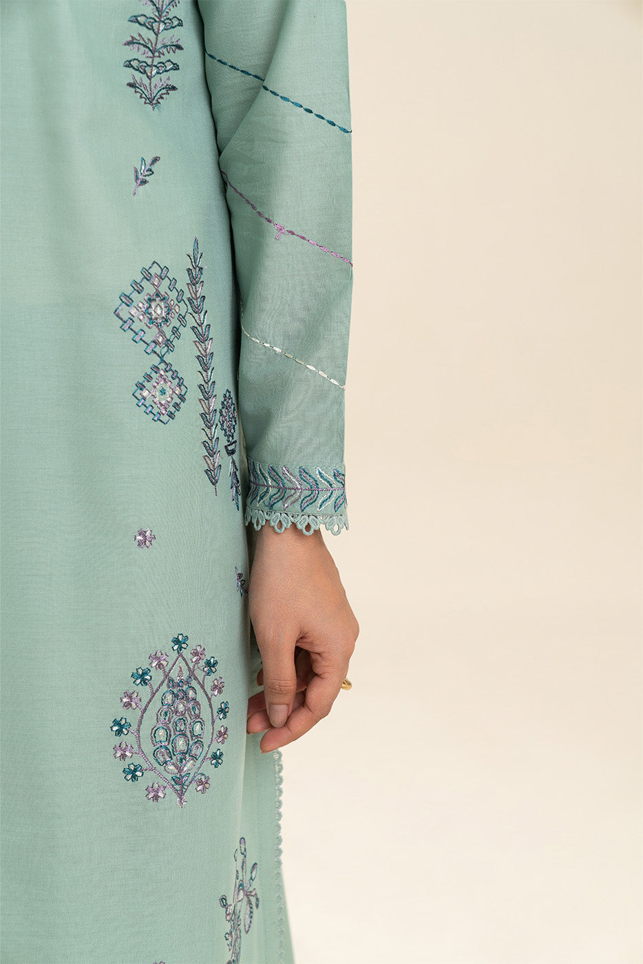 3 PIECE EMBROIDERED LAWN SUIT-SEAFOAM GREEN (UNSTITCHED)