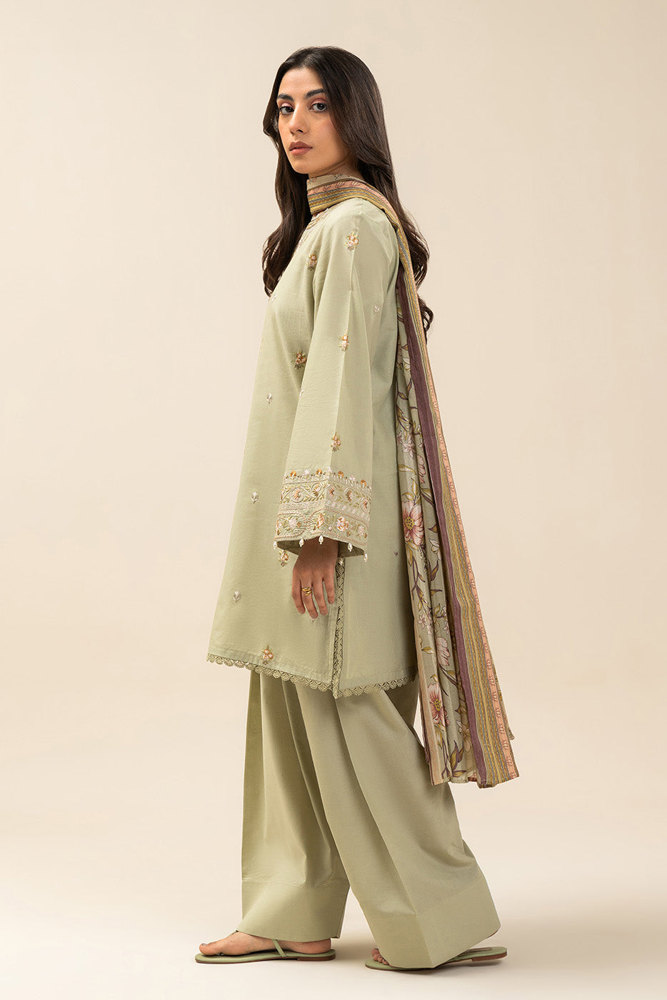 3 PIECE EMBROIDERED LAWN SUIT-VERDANT WHISPER (UNSTITCHED)