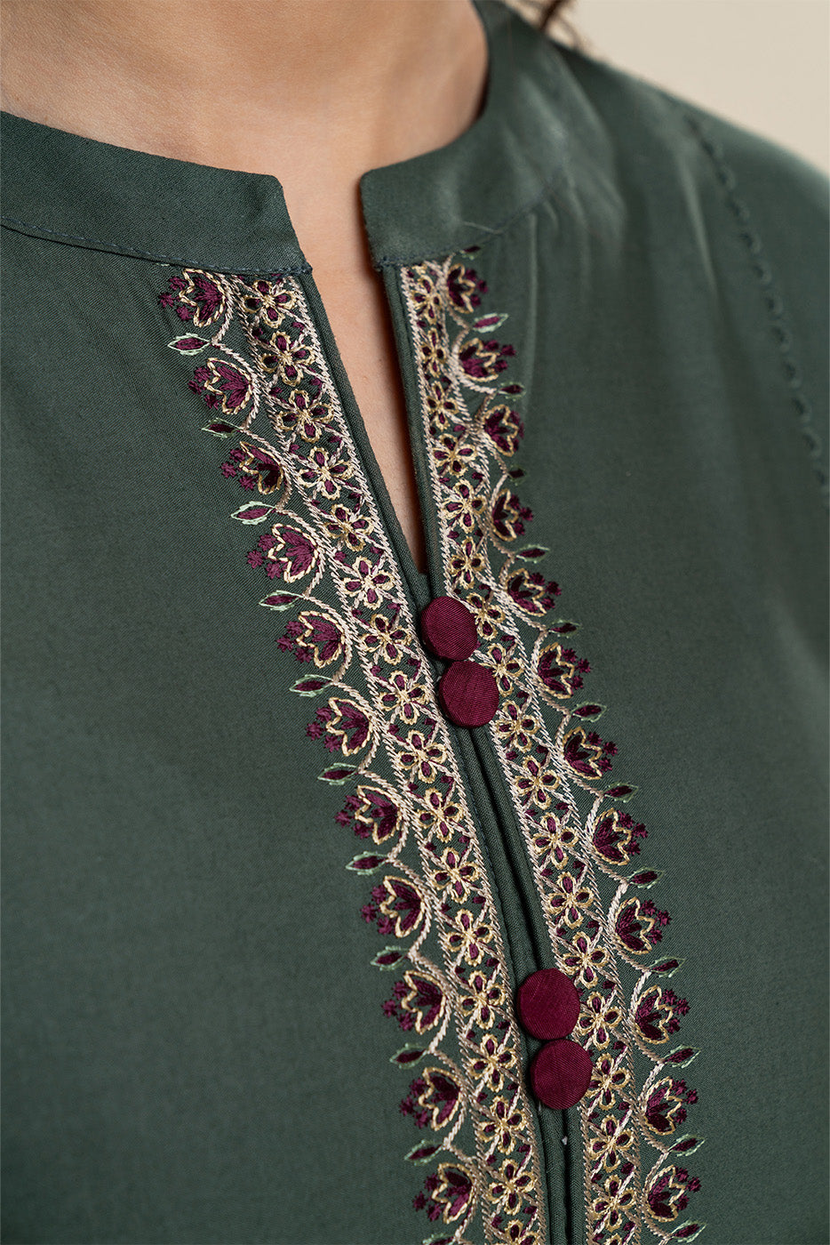 3 PIECE EMBROIDERED LAWN SUIT-MYSTIC TEAL SUIT