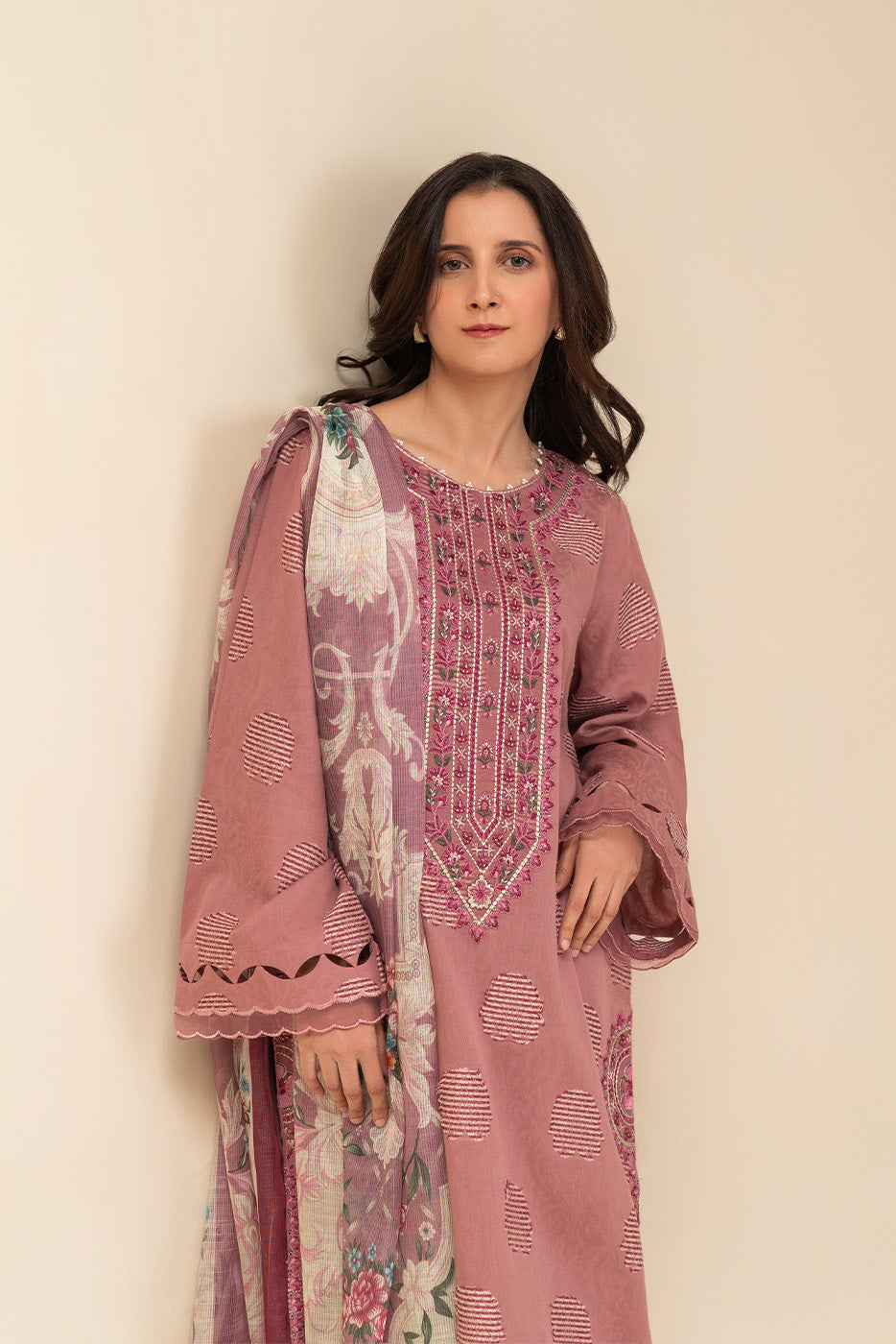3 PICE EMBROIDERED LAWN SUIT-SALMON ROSE (UNSTITCHED)