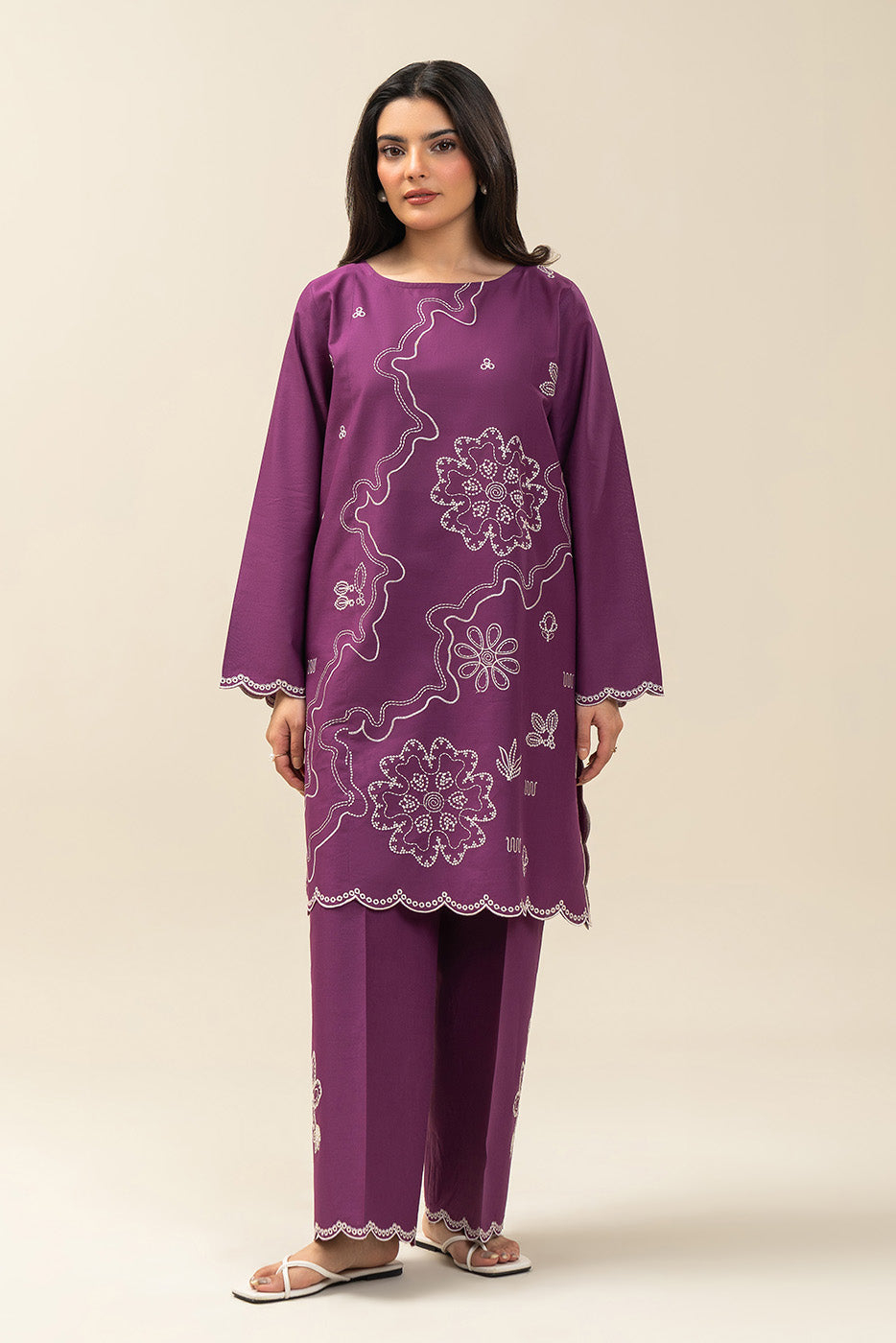 2 PIECE EMBROIDERED LAWN SUIT-GLISTENING GRAPE (UNSTITCHED)