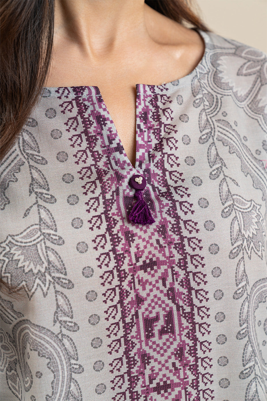 3 PIECE PRINTED LAWN SUIT-ARCANE MAUVE (UNSTITCHED)