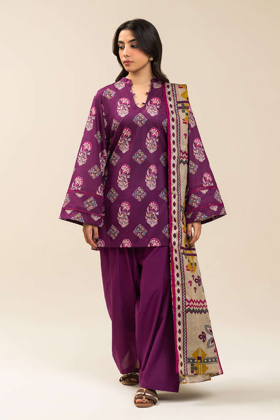 3 PIECE PRINTED LAWN SUIT-PLUM WHISPER (UNSTITCHED)