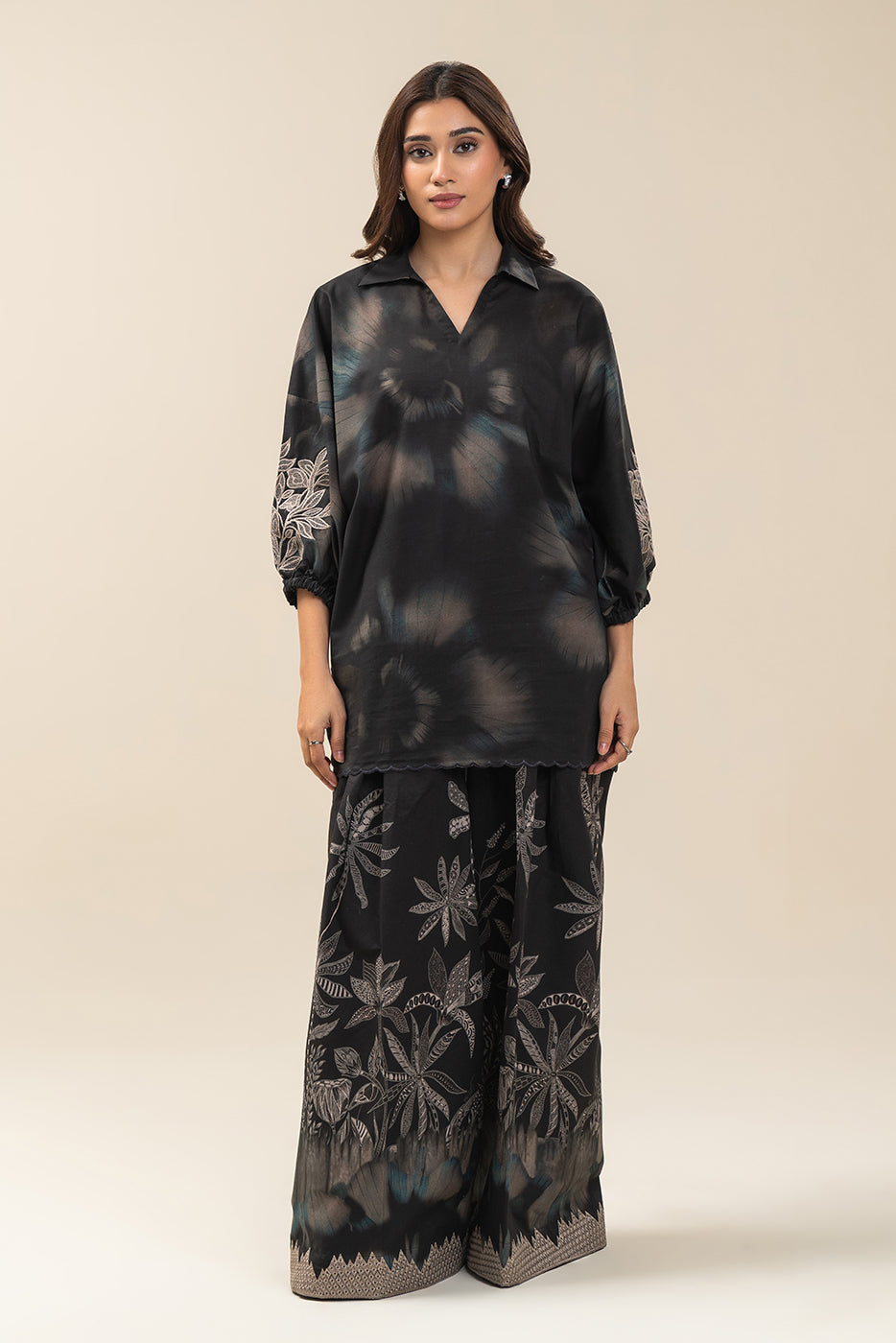 2 PIECE EMBROIDERED LAWN SUIT-FLORAL REVERIE SUIT (UNSTITCHED)