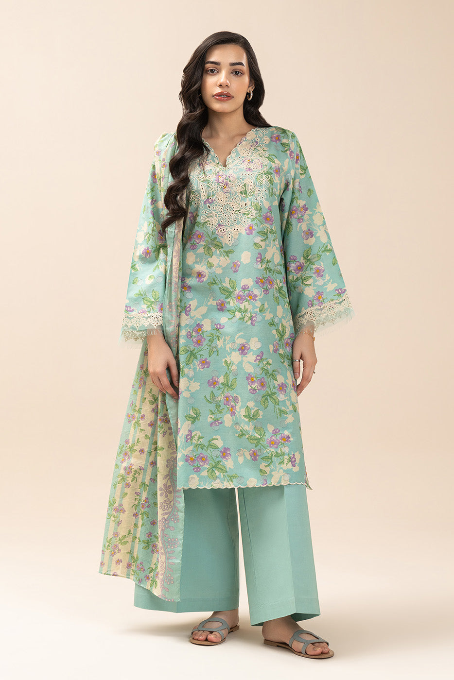 3 PIECE EMBROIDERED LAWN SUIT-ARCTIC FLORA (UNSTITCHED)