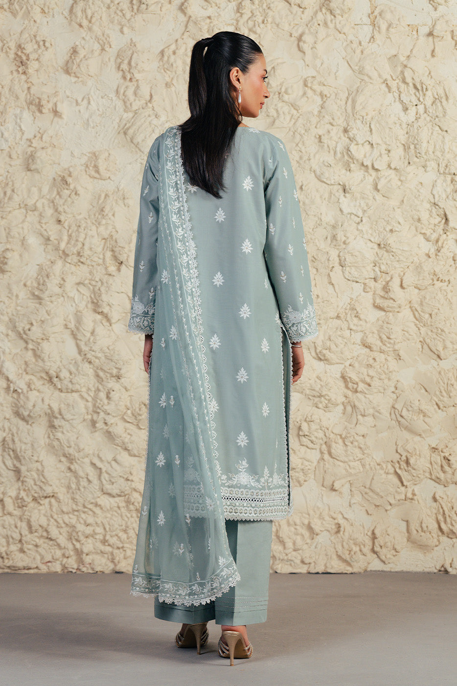 3 PIECE EMBROIDERED LAWN SUIT WITH BAMBER CHIFFON DUPATTA-MISTY JADE (UNSTITCHED)