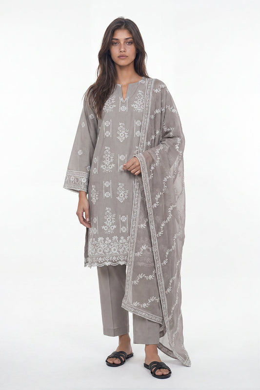 3 PIECE EMBROIDERED LAWN SUIT (PRET)