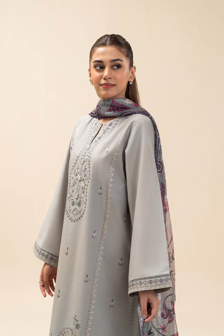 3 PIECE EMBROIDERED LAWN SUIT-ETHEREAL VEIL (UNSTITCHED)