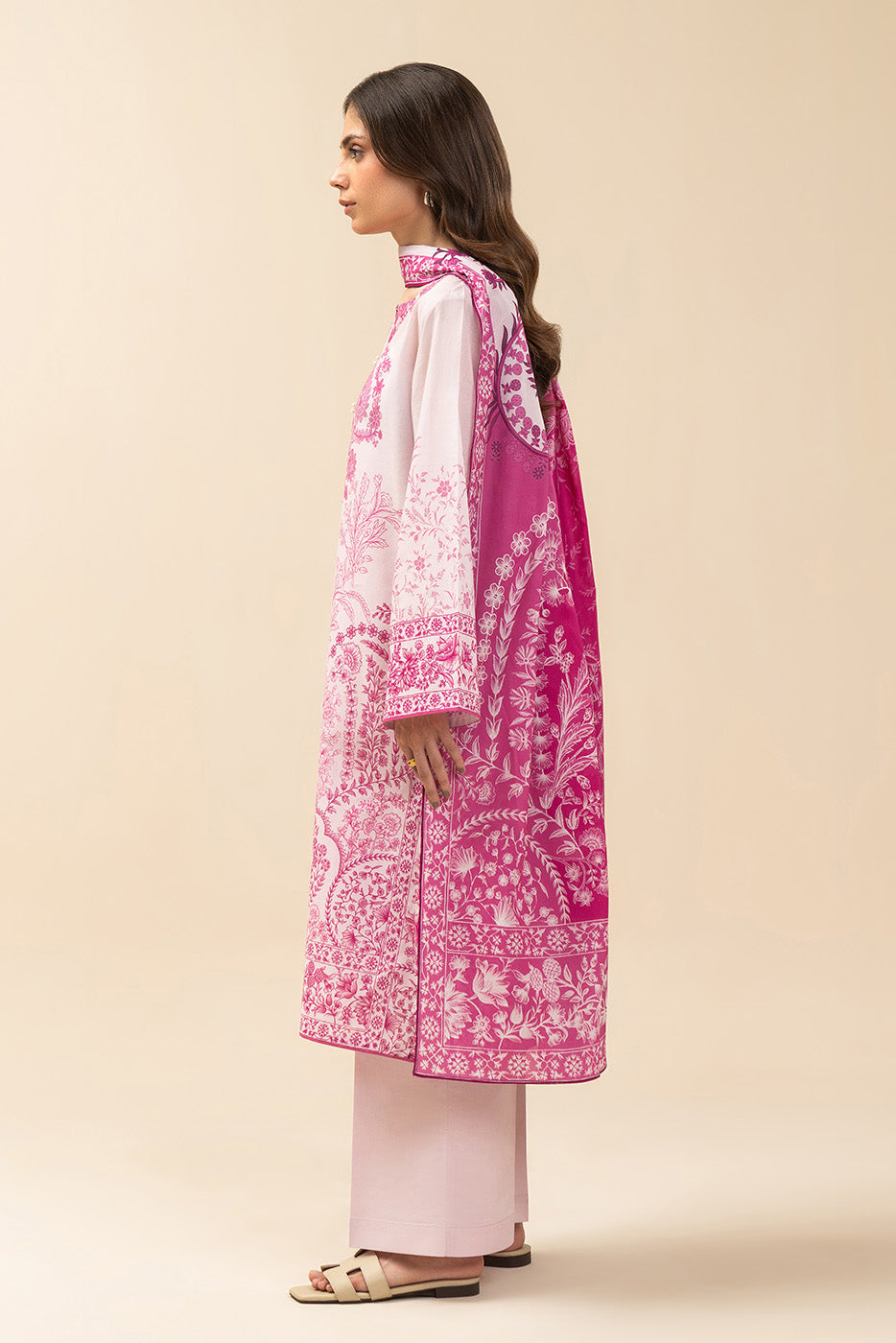 3 PIECE PRINTED LAWN SUIT-PINK HUES (UNSTITCHED)