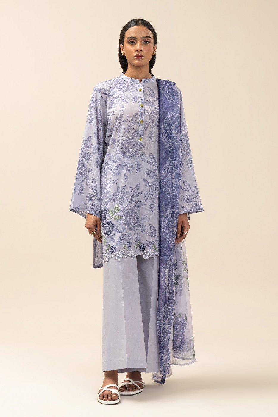 3 PIECE EMBROIDERED LAWN SUIT-LAVENDER SECRET (UNSTITCHED)
