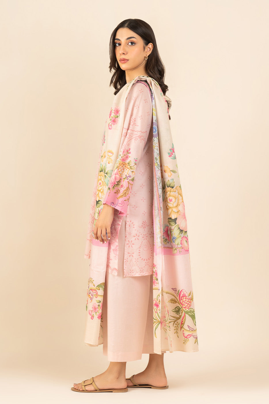 3 PIECE EMBROIDERED LAWN SUIT (PRET)