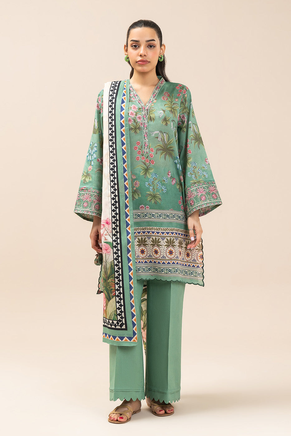 3 PIECE EMBROIDERED LAWN SUIT-GARDEN GRACE (UNSTITCHED)