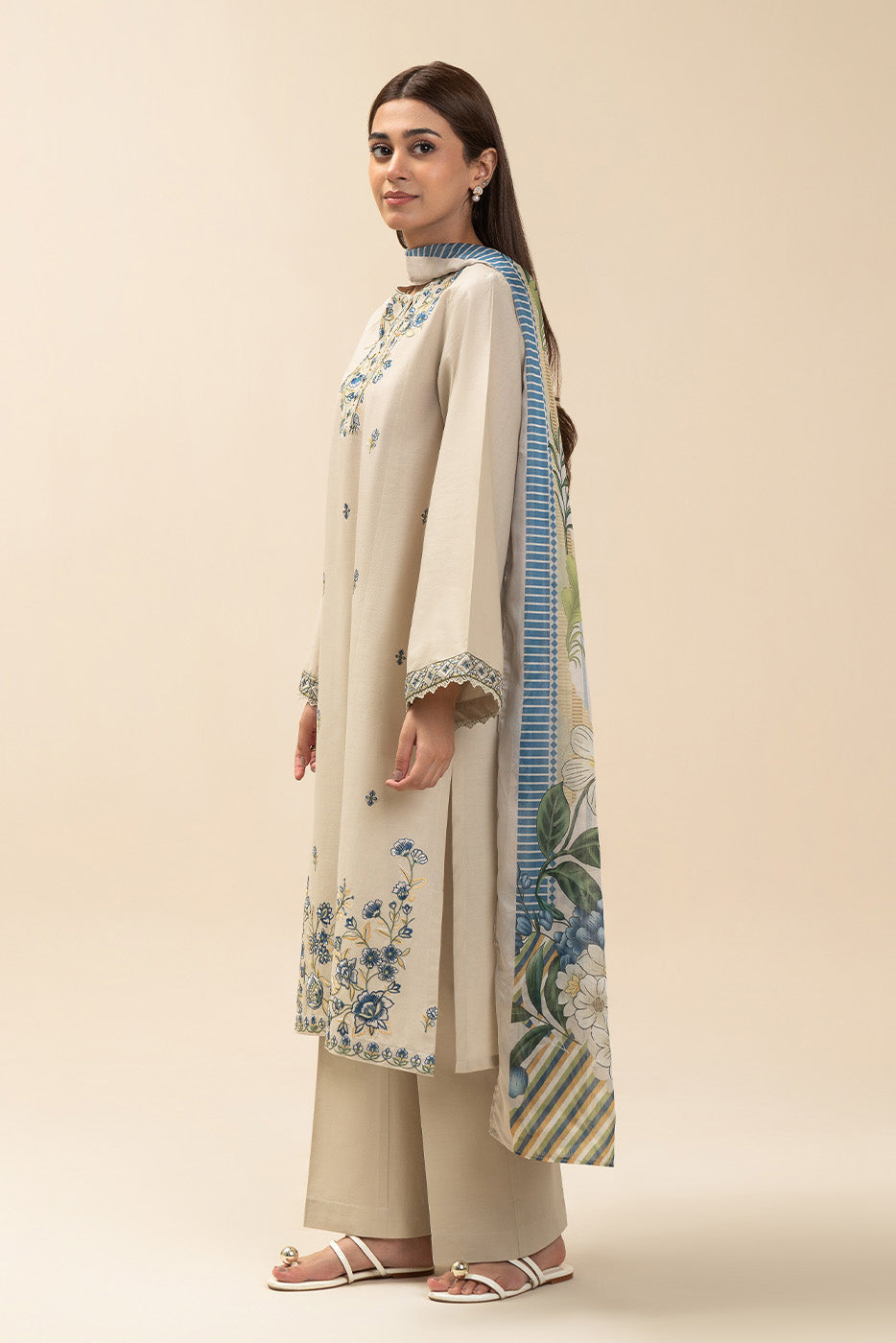 3 PIECE EMBROIDERED LAWN SUIT-IVORY ORCHARD (UNSTITCHED)