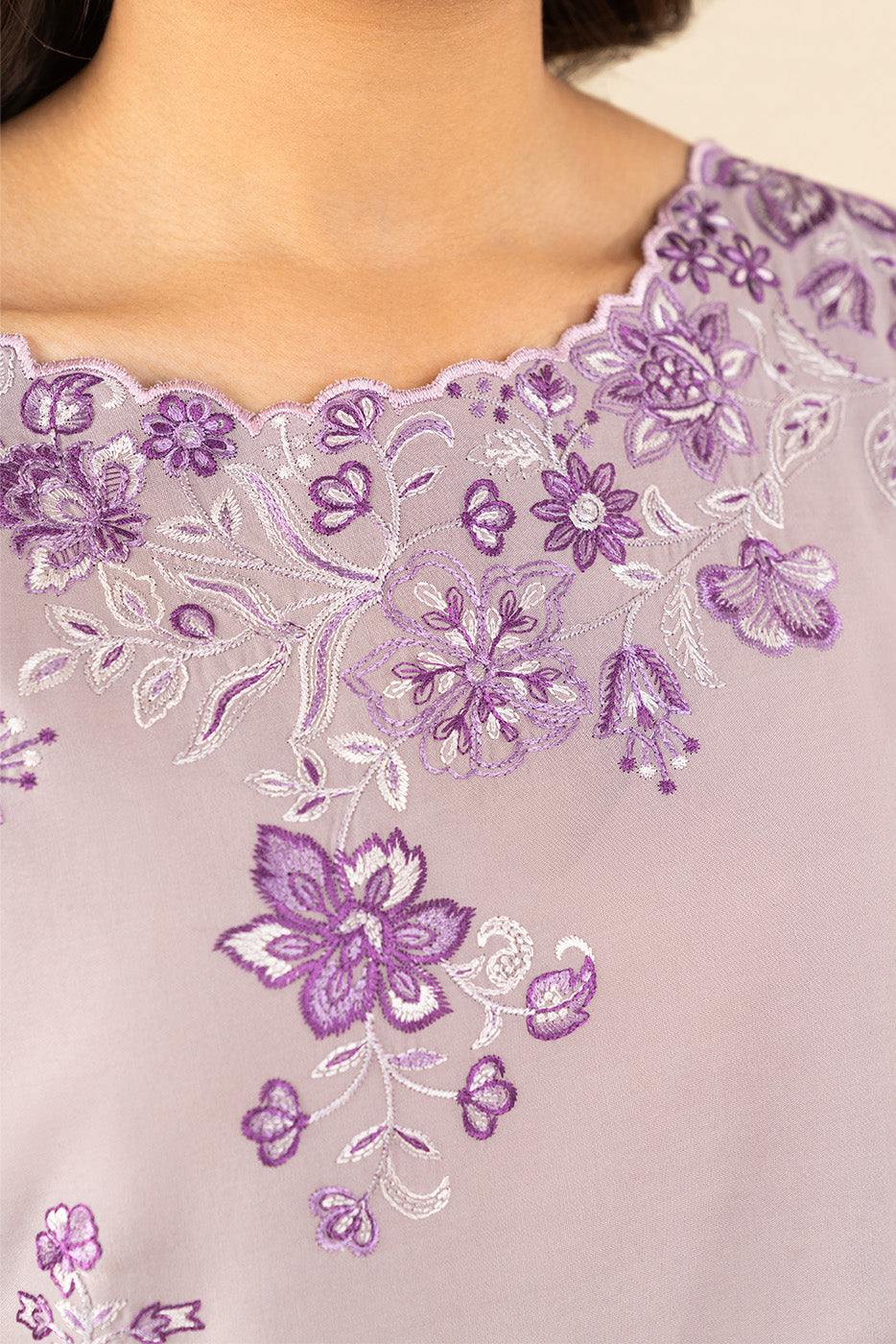 3 PIECE EMBROIDERED LAWN SUIT-ENCHANTED LILAC (UNSTITCHED)