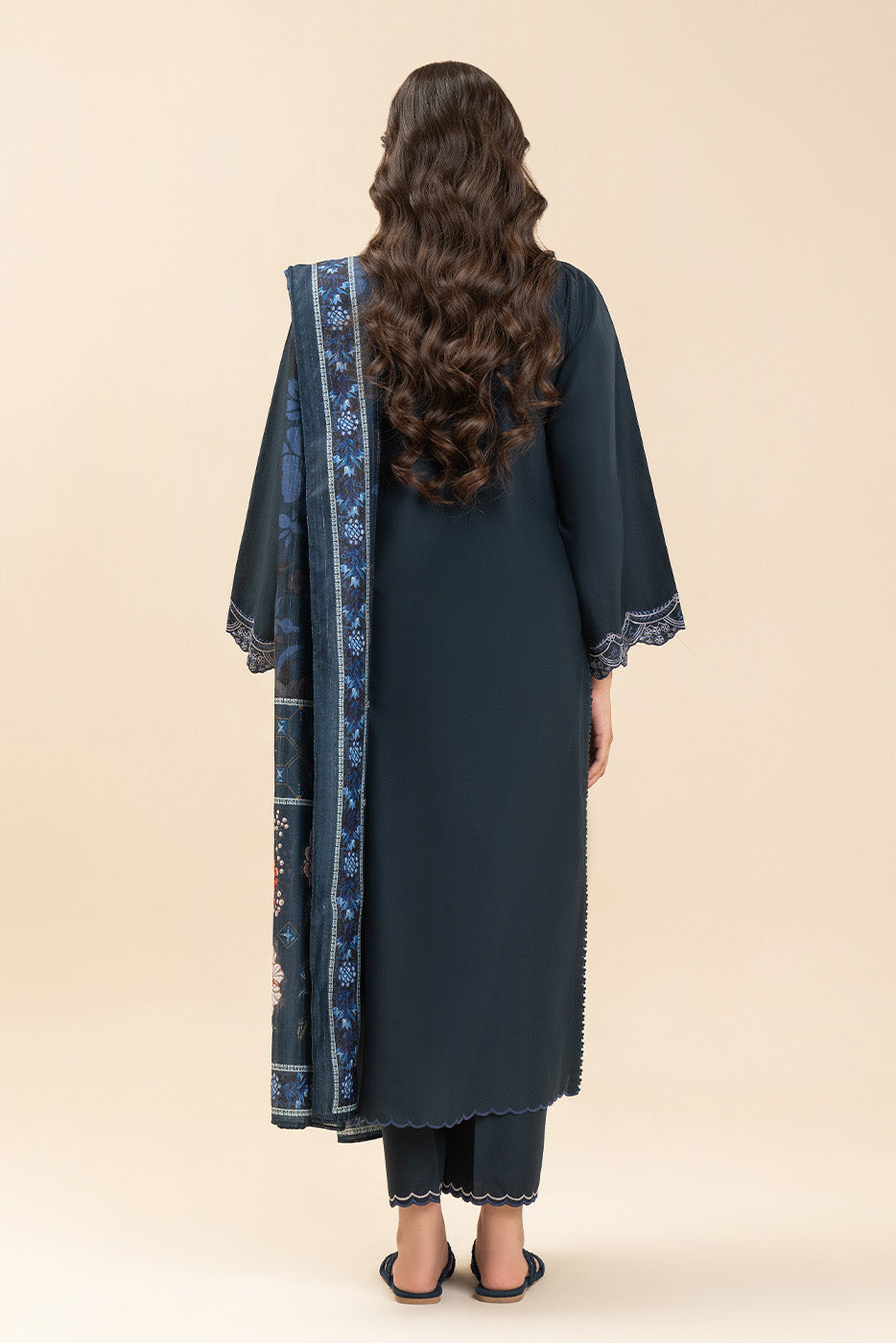 3 PIECE EMBROIDERED LAWN SUIT-MIDNIGHT QUARTZ (UNSTITCHED)