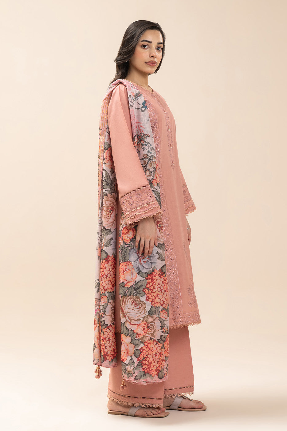 3 PIECE EMBROIDERED LAWN SUIT-CREAM PEACH (UNSTITCHED)