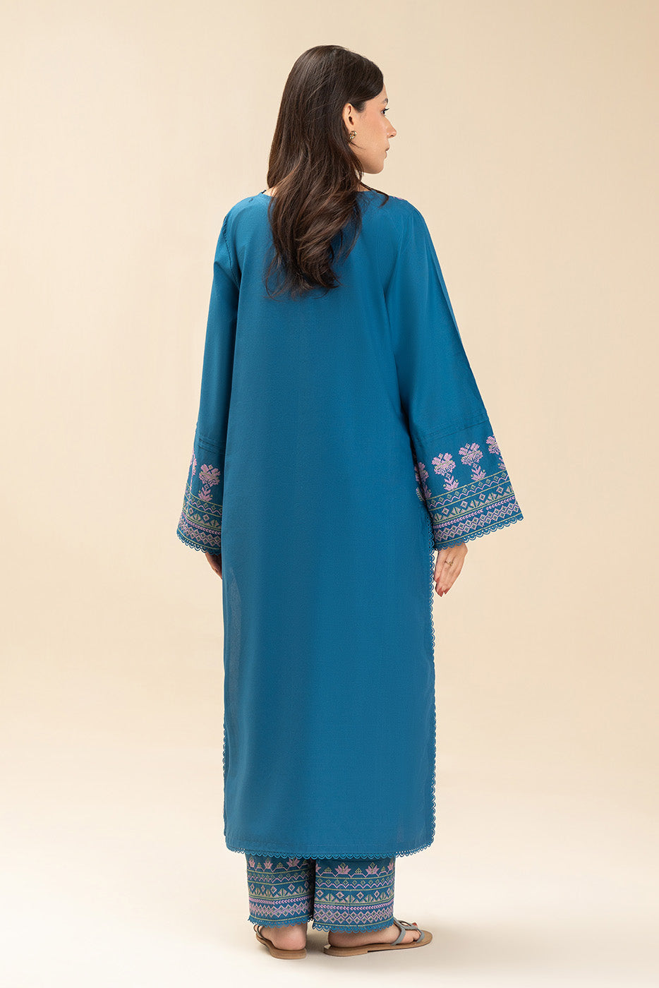 2 PICE EMBROIDERED LAWN SUIT-MARINE CHARM (UNSTITCHED)