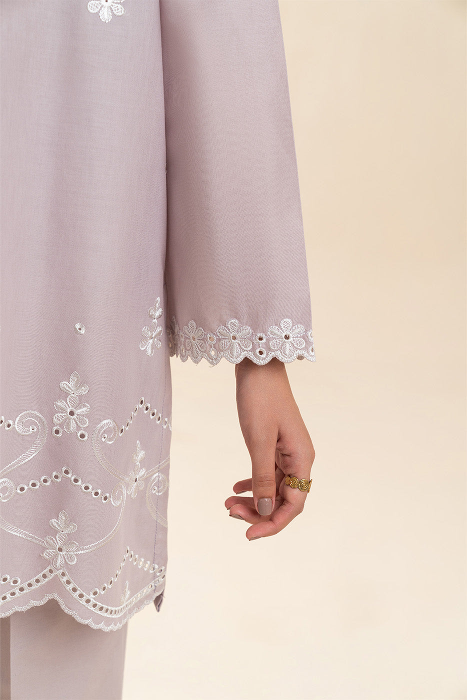2 PIECE EMBROIDERED LAWN SUIT-MISTY LAVENDER (UNSTITCHED)
