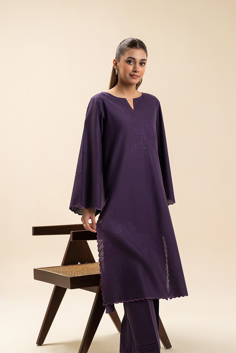 2 PIECE EMBROIDERED LAWN SUIT-NIGHTSHADE (UNSTITCHED)