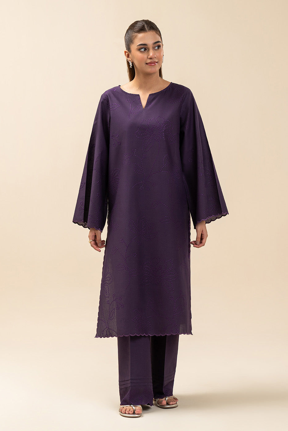 2 PIECE EMBROIDERED LAWN SUIT-NIGHTSHADE (UNSTITCHED)