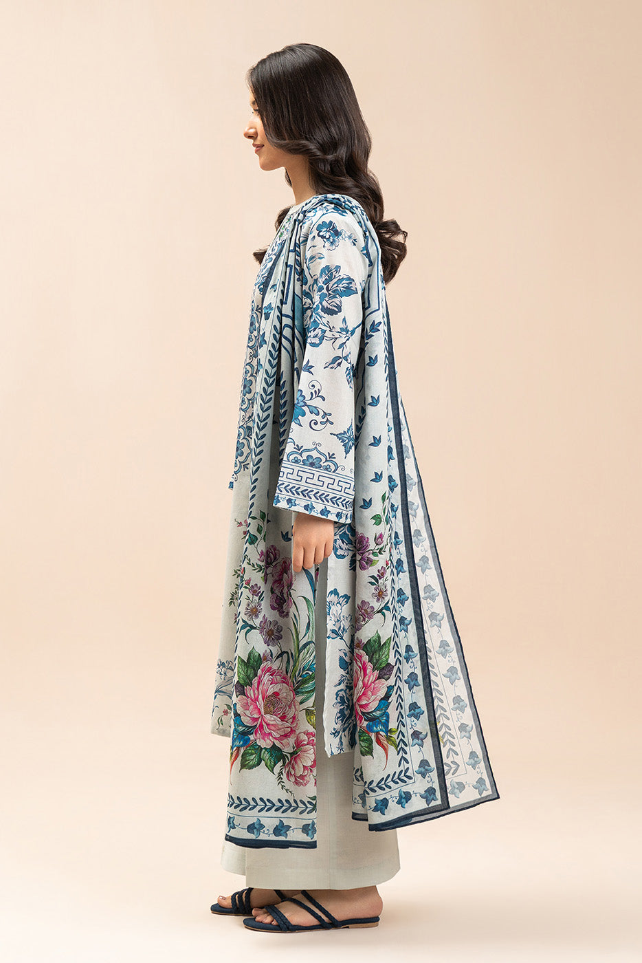 3 PIECE PRINTED LAWN SUIT-GARDEN MIST (UNSTITCHED)